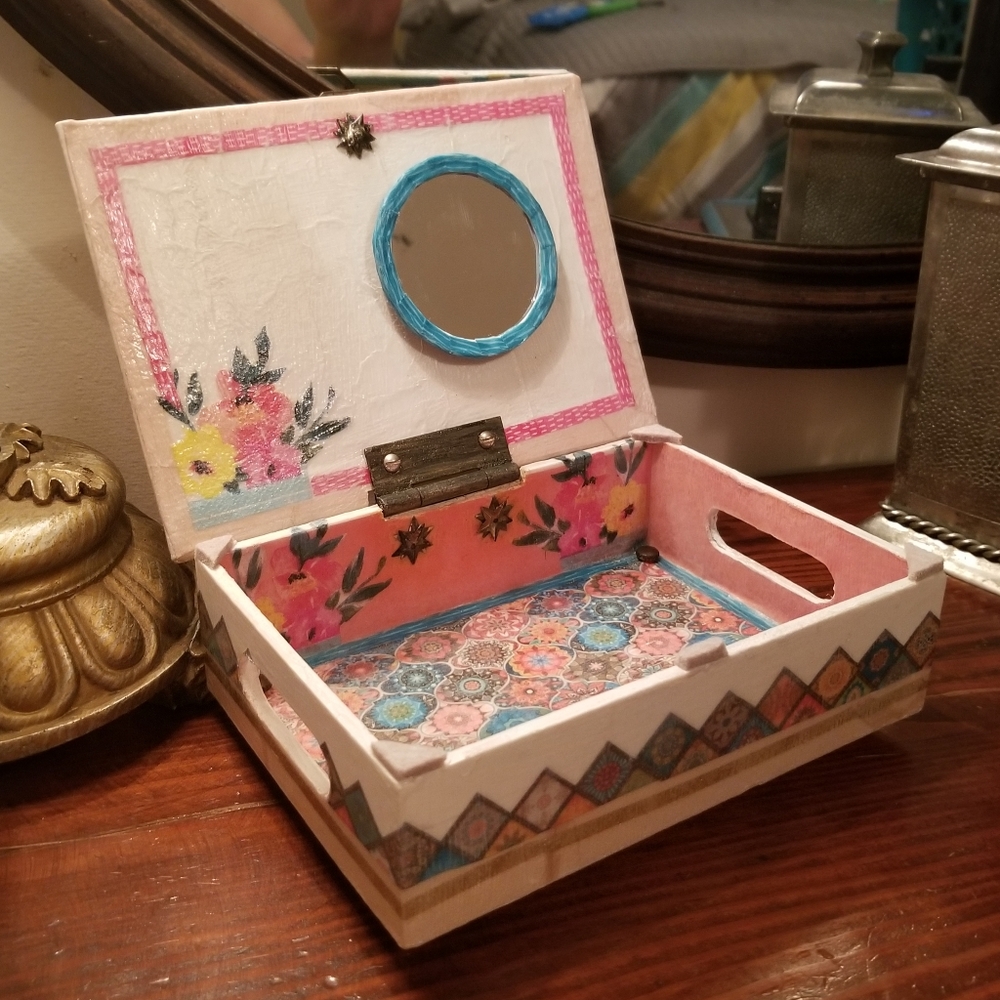 Keepsake/Jewelry Box